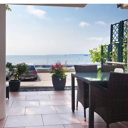 Friede_marie_ App_ Hannah